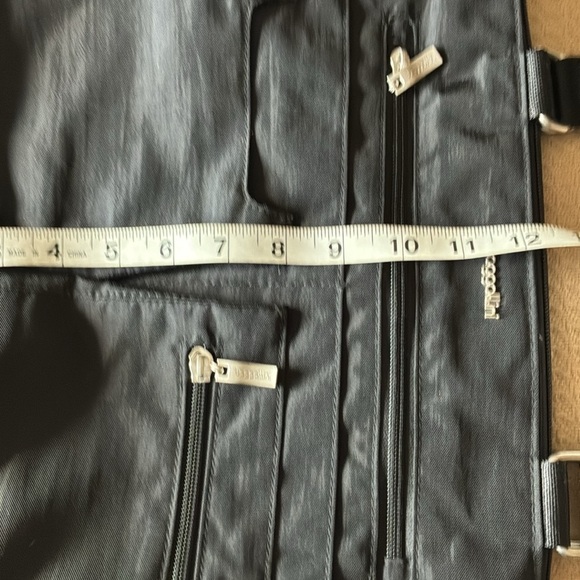 Baggallini Tote Luggage Handle Sleeve Fits 15” Laptop NWOT - Picture 11 of 12